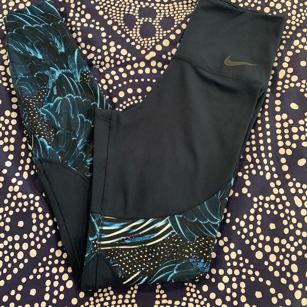 Nike leggings- xs